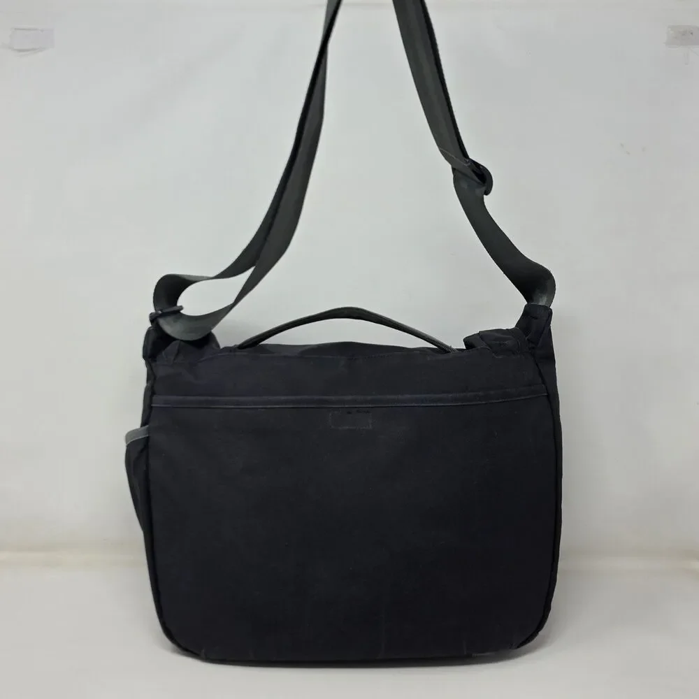 Patagonia Worn Wear Mini Mass Messenger Bag With Shoulder Strap Black 48267
